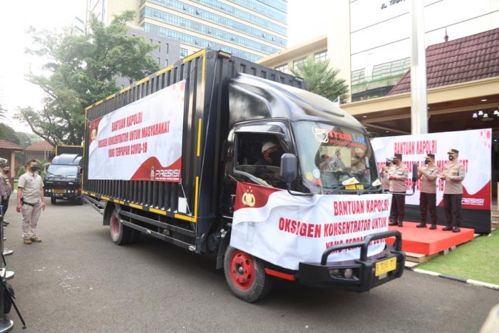 Kapolri Luncurkan Bantuan 1.000 Oksigen Konsentrator Bantu Warga yang Terpapar Covid-19