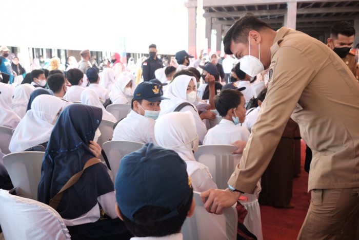 Harap Sekolah Tatap Muka Dibuka, Ribuan Pelajar Antusias Ikut Vaksinasi Covid-19 