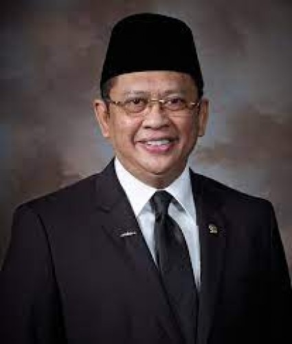 Promosi Doktor, Bamsoet Ingatkan Pentingnya MPR Memiliki Kewenangan Subyektif Superlatif Guna Antisipasi Terjadinya Kondisi Kahar Fiscal Akibat Krisis Ekonomi Dunia
