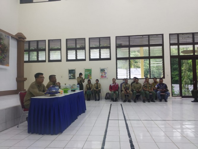 Hujan Warnai Pembukaan Ujikom Keahlian Kelas XII SMKKN Makassar 