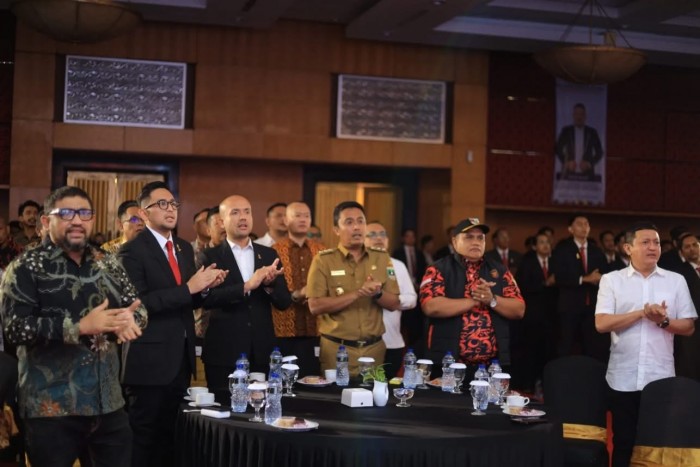 Lantik Pengurus HIPMI Sumbar, Akbar Harapkan Bersinergi DenganPemerintah 