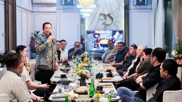 Hadiri Bukber Perhimpunan Pemilik Ijin Khusus Senjata Api Beladiri, Bamsoet Tegaskan Beri Sanksi Anggota Bila Salah Gunakan Senjata Api