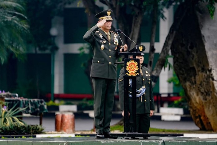 Pangkostrad Pimpin Upacara Hari Lahir Pancasila di Markas Kostrad