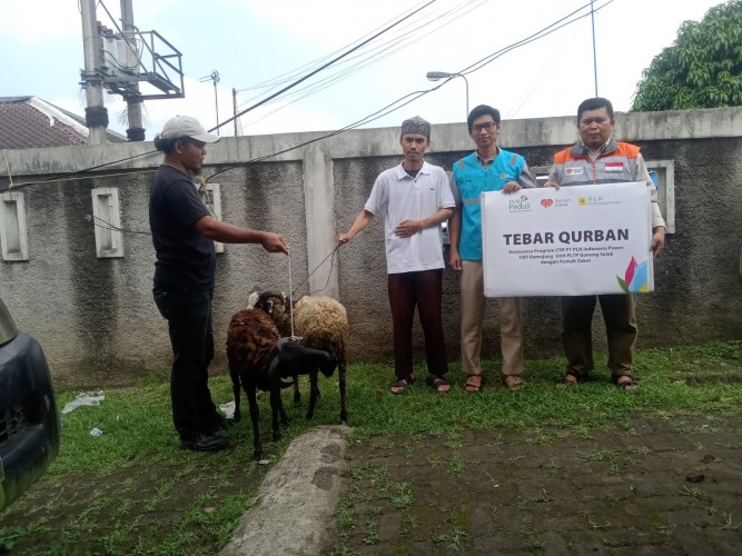 Terangi Negeri, Tebar Qurban PLN Indonesia Power UBP Kamojang PLTP Gunung Salak Bersama Rumah Zakat