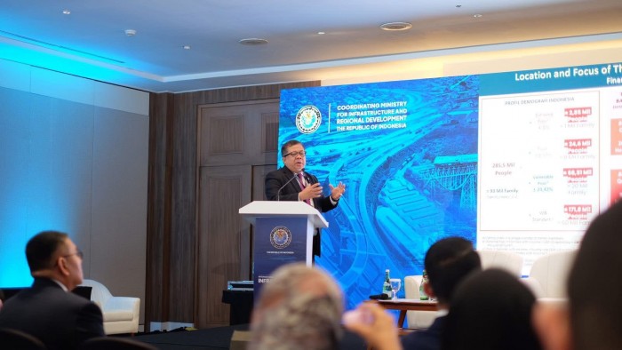 Wamen Fahri Hamzah: Inovasi Perumahan di Pesisir Bisa Jadikan Indonesia Miliki \"13.000 Maladewa\"