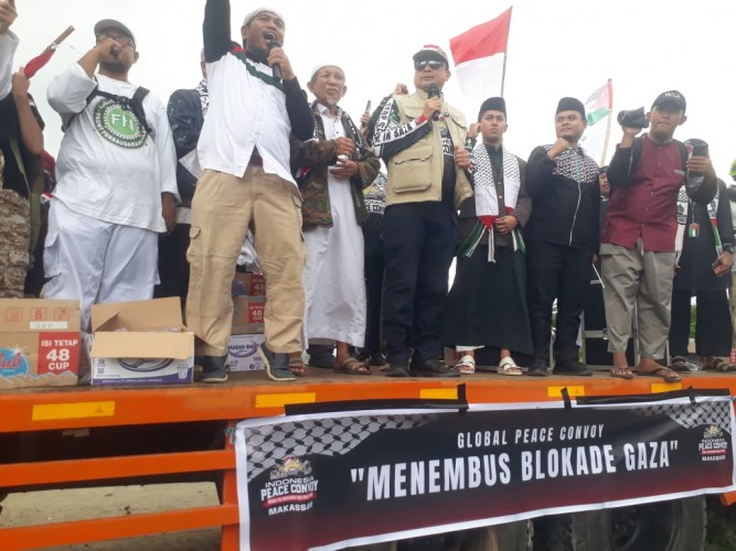 Ribuan Warga Makassar Ikuti Konvoi Suarakan Kemerdekaan Palestina