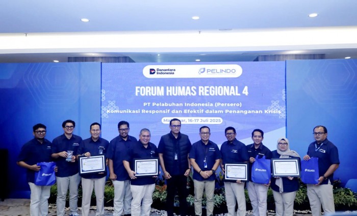 Pelindo Regional 4 Makassar Raih Penghargaan Pemberitaan Terbaik di Forum Humas 2025
