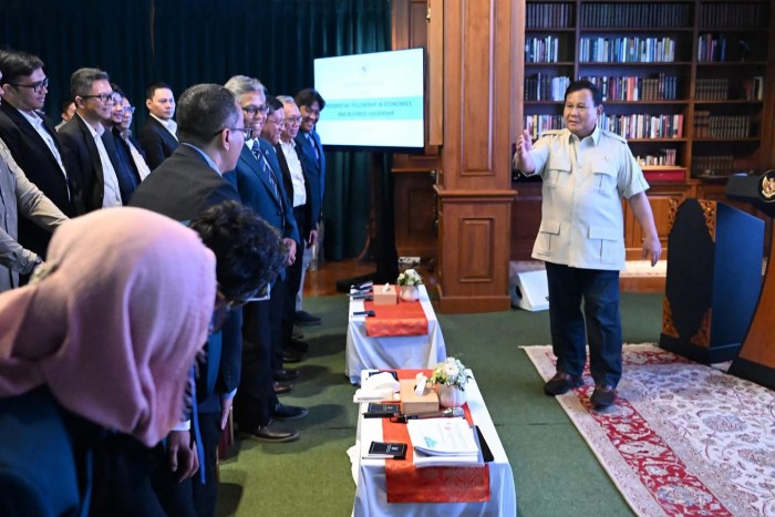 Presiden Prabowo Siapkan 82 Profesional Muda Mengisi Posisi Strategis