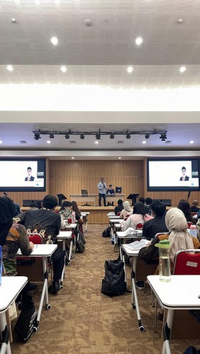 KPPU Berikan Pembekalan Hukum Persaingan Usaha kepada Peserta PKPA di Fakultas Hukum Universitas Airlangga