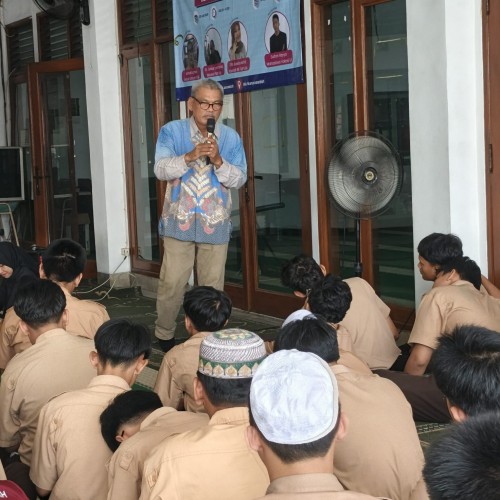 PJMI-UIA Selenggarakan Pelatihan Jurnalistik di MA Nurussaadah