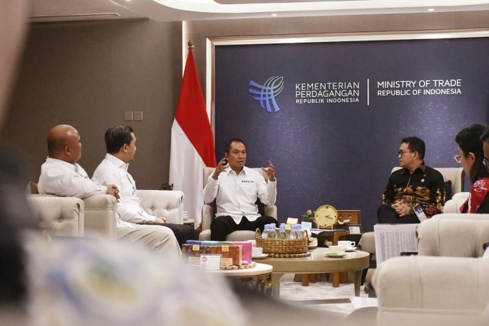 Ketua KPPU Bahas Penguatan Pengawasan Persaingan Usaha dengan Menteri Perdagangan