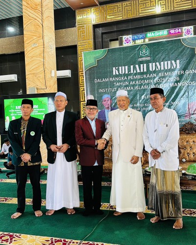 Di Kuliah Umum IAI DDI Mangkoso, BAK Ajak Dosen dan Mahasiswa Menulis untuk Abadi