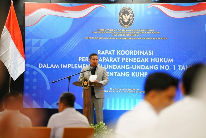 Deputi Bidang Koordinasi Keimigrasian dan Pemasyarakatan Pimpin Rakor Implementasi KUHP Baru di Makassar