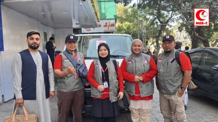 Tim MER-C Bertolak ke Jalalabad, Bawa Ribuan Paket Bantuan untuk Korban Gempa