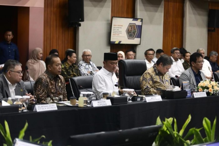 Mensesneg Hadiri Rapat Kick Off Satgas Percepatan Program Strategis Pemerintah
