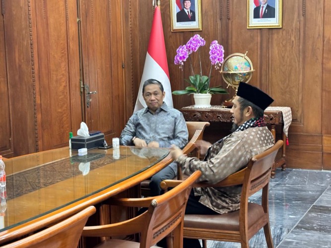 Ketua Umum WI Bertemu Wamenlu Anis Matta, Bahas Isu Kemanusiaan Global