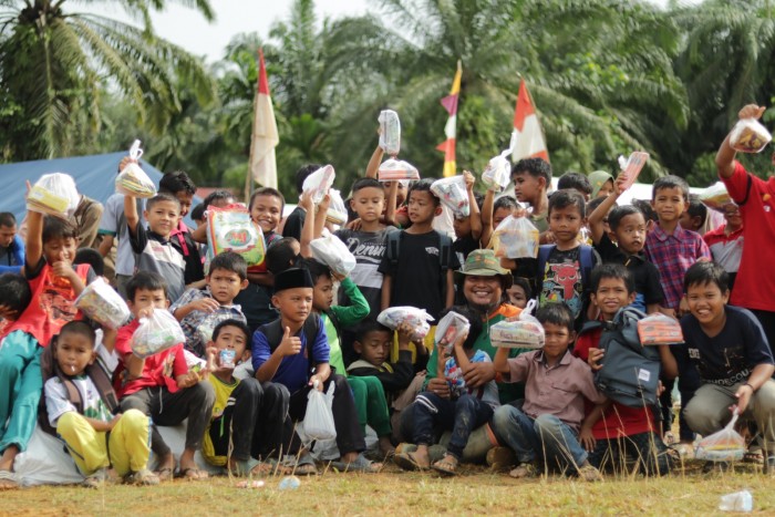 Relawan Wahdah Peduli Gelar Trauma Healing Anak Korban Banjir Aceh Tamiang